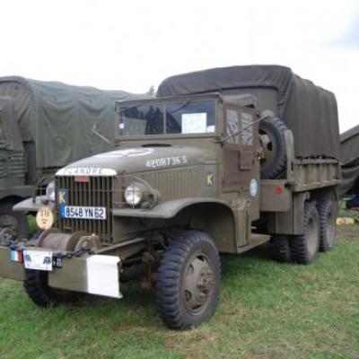 Du côté des militaires : GMC 6x6