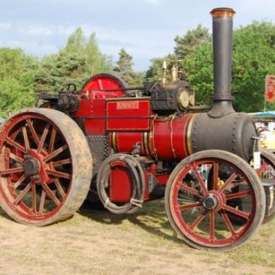Magnifique tracteur roulant à vapeur de 1931