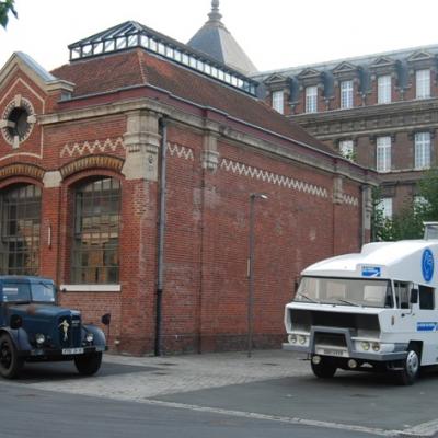 Les Berliet GDC6C de 1948 et le podium Voix du Nord de 1963