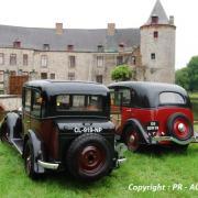 Renault Primaquatre & Peugeot 301 de dos